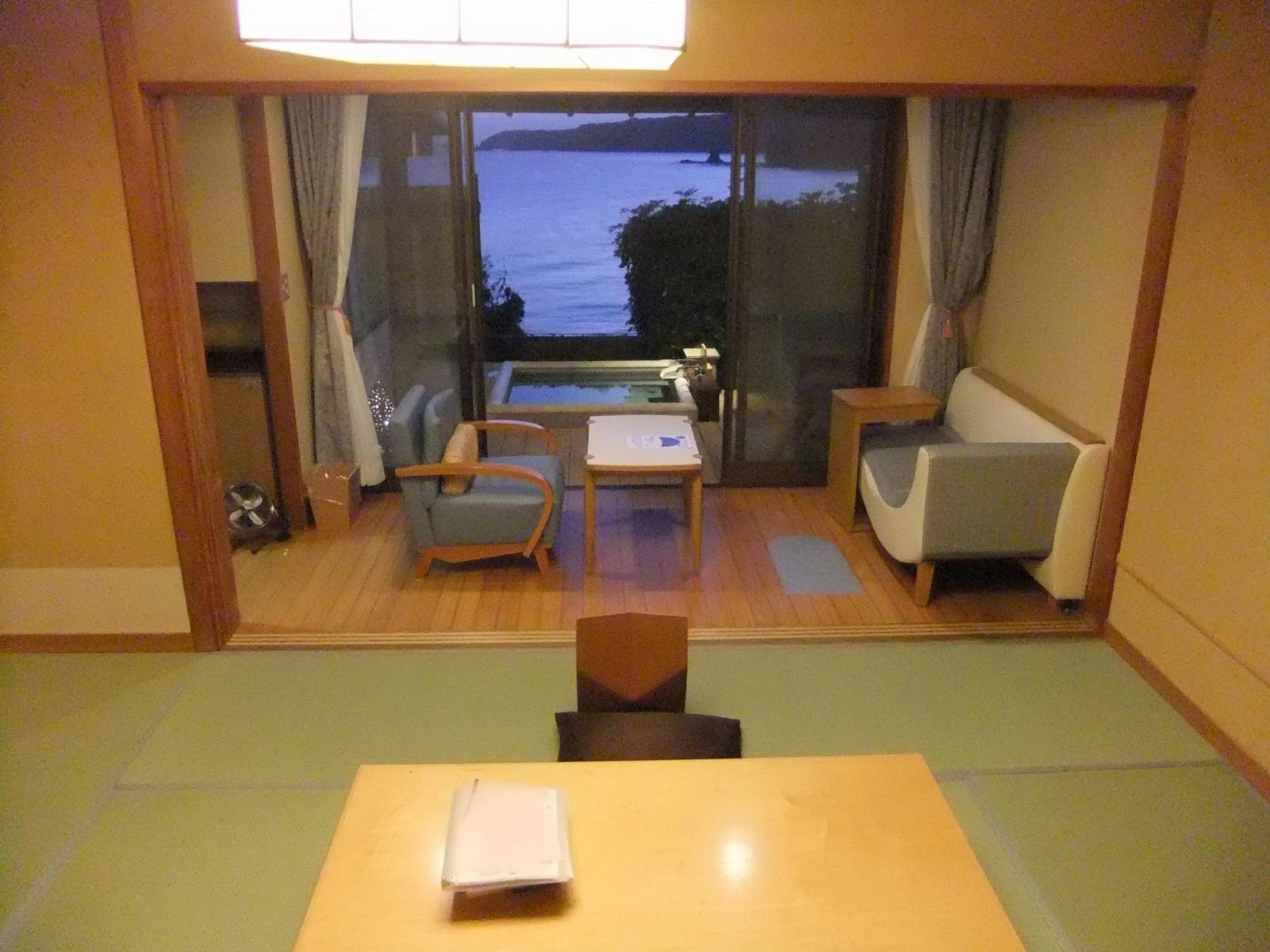 Shimoda Yamatokan Quarto foto